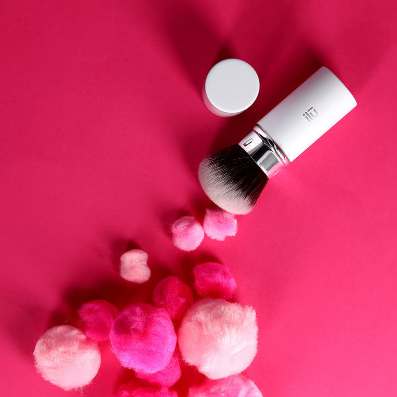 ilū 201 Einziehbar Kabuki Foundation Pinsel #5